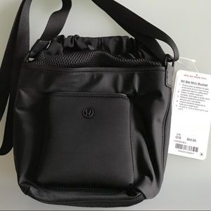 LULULEMON all set mini bucket purse
